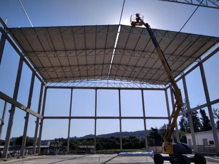 Galpão estrutura metálica dwg, obra Formafer