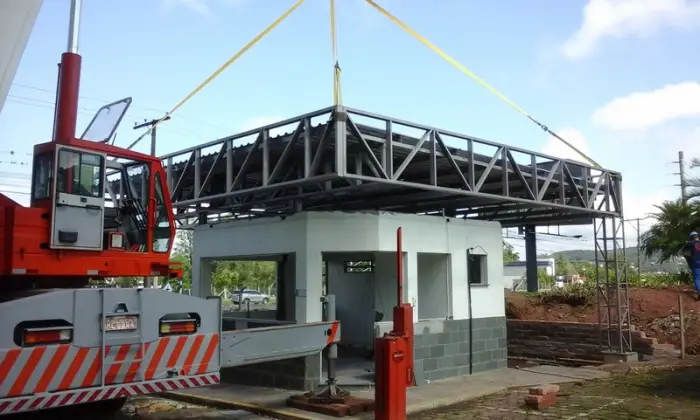 Pavilhão metálico para venda, obra Formafer
